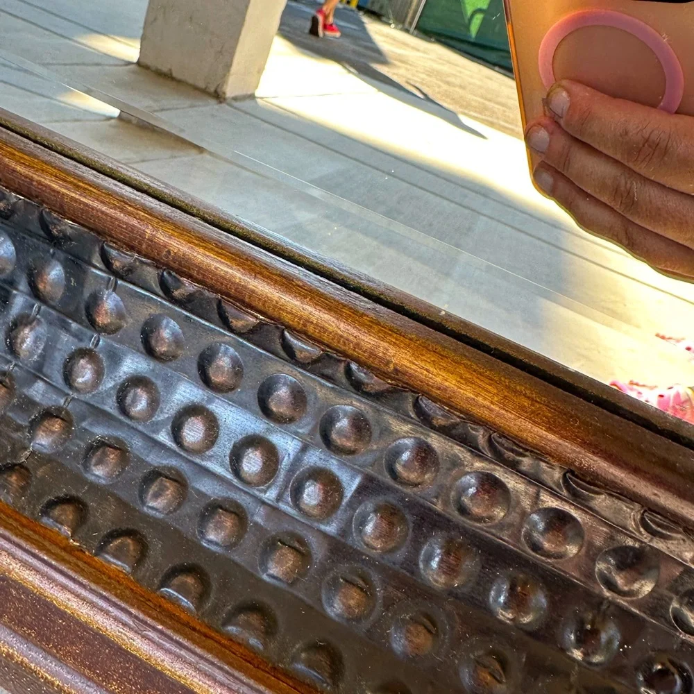 Wall mirror
